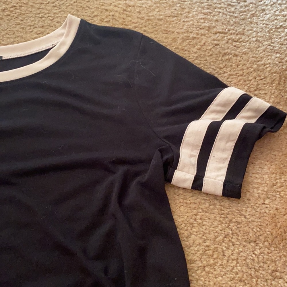 Crop Top - Picture 4 of 4